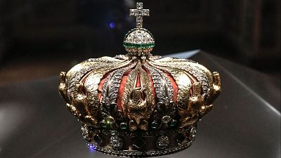 Las joyas robadas en el Louvre incluyen los diamantes del cardenal Mazarino