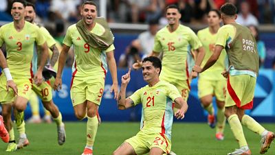 España vence a Francia en París y vuelve a ganar la medalla de oro del fútbol 32 años después