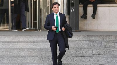 El juez del caso de Begoña Gómez imputa al exconsejero madrileño Juan José Güemes