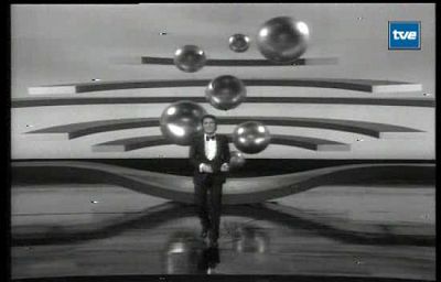 Julio Iglesias, "Gwendoline" Julio Iglesias, "Gwendoline"