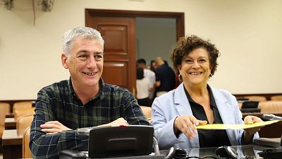 Oskar Matute (EH Bildu) i Pilar Vallugera (ERC), al Congrés dels Diputats (ACN | Premsa EH Bildu) Oskar Matute (EH Bildu) i Pilar Vallugera (ERC), al Congrés dels Diputats (ACN | Premsa EH Bildu)
