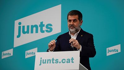 JxCat se querella contra Casado por incitar al odio con "bulos" sobre el catalán
