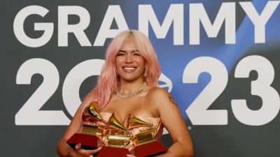 Karol G y Bad Bunny lideran las nominaciones a los Latin Grammy