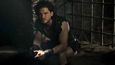 'Pompeya', con Kit Harington, la película sobre la ciudad arrasada por el Vesubio y los falsos cuerpos petrificados