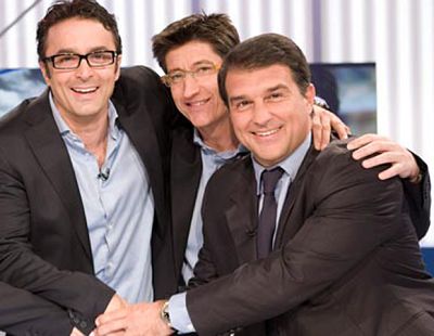 El presidente del FC Barcelona, Joan Laporta, ha pasado este domingo por el plató de Estudio Estadio y, previamente, por el del Telediario 2 de TVE. Entre otras cosas, habló del compromiso en Champions ante el Inter para dar ánimos a los suyos confia