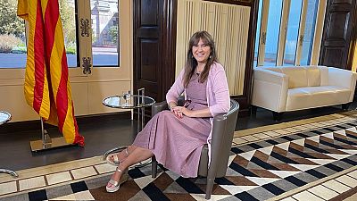 Laura Borràs: "El reglament no diu que hagi de deixar el càrrec" Laura Borràs: "El reglament no diu que hagi de deixar el càrrec"