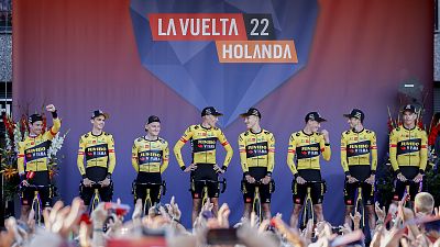 Arranca una Vuelta con muchos gallos y en la que el favorito Roglic busca hacer póker