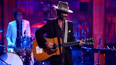 Leiva sorprende en 'La Revuelta' con una actuación en primicia y un contundente mensaje contra Donald Trump