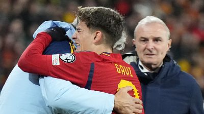 España - Georgia | Gavi tiene  "una lesión importante" en la rodilla según los servicios médicos de la selección