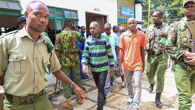 Acusan de terrorismo al líder de la secta keniana que obligaba a sus miembros a ayunar hasta la muerte