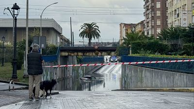 Las lluvias "excepcionales" provocan inundaciones y caos circulatorio en Santander