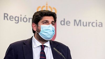 López Miras acusa a PSOE y Cs de "urdir" la moción de censura durante meses "en los despachos de Madrid"