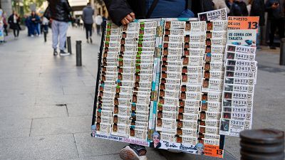 Pedrea, terminaciones y aproximaciones de la Lotería de Navidad 2025: consulta si tu número está premiado