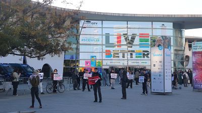 Exterior del recinte de Gran Via de Fira de Barcelona abans que obri l'Smart City Expo | ACN