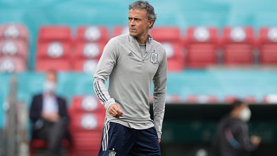 Luis Enrique cree que las amenazas a Morata son un "delito grave"