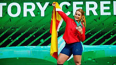 Lydia Valentín campeona en arrancada y total y bronce en dos tiempos | Ver Lydia Valentín campeona en arrancada y total y bronce en dos tiempos | Ver