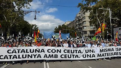 Manifestació amb motiu del 12 d'Octubre a Barcelona