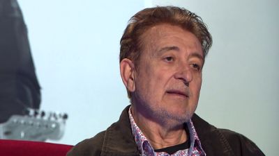 Manolo García y el significado de 'Drapaires poligoneros': "No paramos de acumular cacharrería" Manolo García y el significado de 'Drapaires poligoneros': "No paramos de acumular cacharrería"