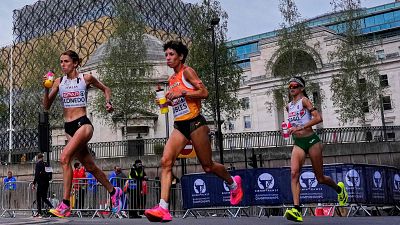 España gana el bronce por equipos en la maratón femenina tras los oros individuales de Alisa Vainio y Amanal Petros