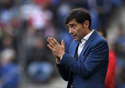 Marcelino, suspendido con dos partidos y Piqué, uno