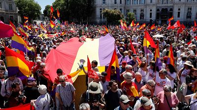 Una marcha republicana pide en Madrid el fin de la monarquía bajo el lema "diez años bastan"