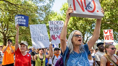 Marchas en cientos de ciudades de EE.UU. piden un mayor control de las armas de fuego