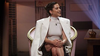 María León, tajante con Juanma Bajo Ulloa - Al cielo con ella | Ver María León, tajante con Juanma Bajo Ulloa - Al cielo con ella | Ver