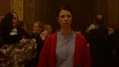 Maribel Verdú se estrena en el terror con "Bajo tus pies" - Telediario 2 | Ver Maribel Verdú se estrena en el terror con "Bajo tus pies" - Telediario 2 | Ver