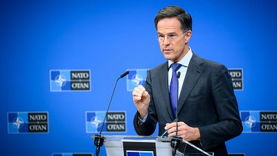 Mark Rutte insta a la OTAN a adoptar una "mentalidad de guerra" y aumentar el gasto en defensa