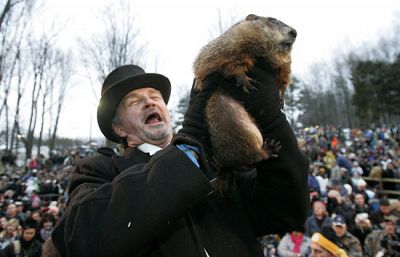 La marmota Phil predice seis semanas más de invierno en Estados Unidos