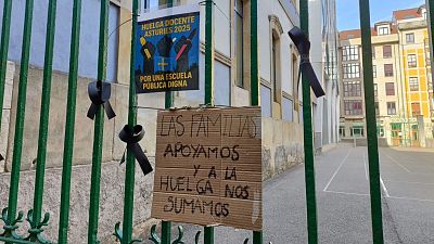 Más de cien directores de colegios públicos asturianos amenazan con dimitir si no se atienden sus reivindicaciones