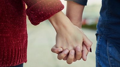 Mas del 70% de españoles relaciona una vida satisfactoria con tener pareja: ¿felicidad o mito de amor romántico?