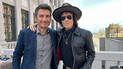 'La matemática del espejo' muestra el renacer de Enrique Bunbury