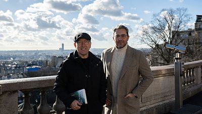 Máximo Huerta presenta 'París despertaba tarde' en Página Dos
