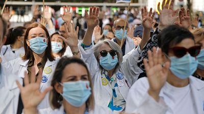 Los médicos se movilizan en su cuarta semana de huelga del año para exigir un estatuto propio con mejoras laborales