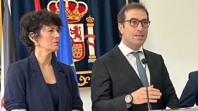 Los menores migrantes atendidos en Ceuta son más de 3.300 y un total de 288 han sido enviados al resto del país