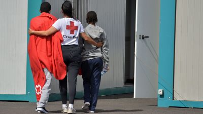 Mueren una niña de dos años y un joven de 20 tras llegar a la isla de El Hierro en cayuco