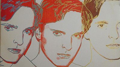 Miguel Bosé vende un Warhol por 457.000 euros