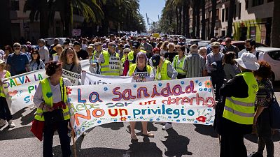 Las mareas blancas marchan en las capitales andaluzas contra el "desmantelamiento" de la sanidad pública