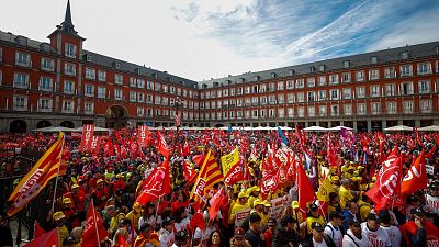 Miles de manifestantes piden subidas salariales que garanticen el poder adquisitivo de los trabajadores