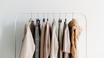 El minimalismo frente al Black Friday, una herramienta contra la impulsividad: "Te hace consciente de lo esencial"