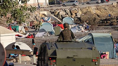 El Ministerio de Defensa envía a la Justicia los audios en los que militares presumirían de golpear a migrantes en Ceuta