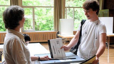 El Ministerio de Juventud trabaja en una ley que permitiría rebajar la edad para votar a los 16 años