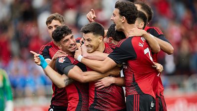 El Mirandés resiste y se lleva la victoria ante el Oviedo en el primer asalto de la final del play-off