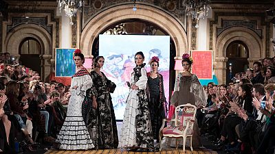 La moda flamenca bucea en sus raíces e historia