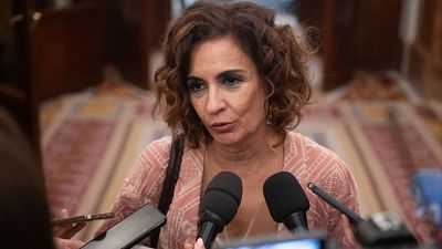 Montero, "dolida" y "sorprendida" por la detención del expresidente de la SEPI y los registros vinculados a Leire Díez