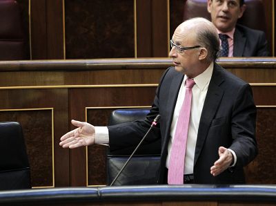 Montoro: ya hay reclamaciones por el 'céntimo sanitario', pero las "indebidas" se sancionarán