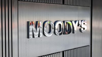 Moody's rebaja la calificación crediticia de EE.UU. por culpa de la deuda y el déficit