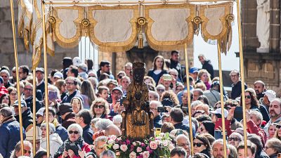 Processó de la 'Moreneta' en la missa de Solemnitat de la Verge de Montserrat Processó de la 'Moreneta' en la missa de Solemnitat de la Verge de Montserrat