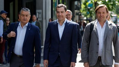 Moreno ve "contundente" el resultado para gobernar en solitario y avisa a Vox: "No tiene sentido buscar un sillón"